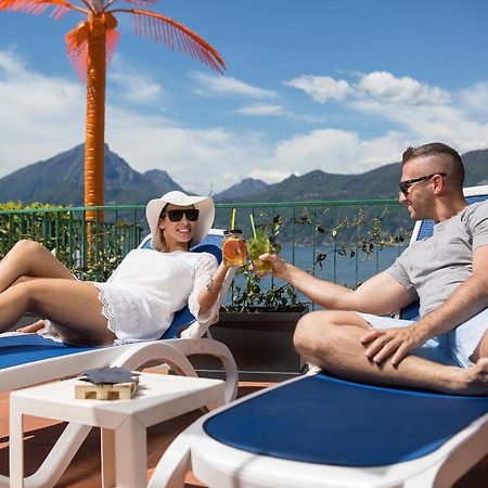 Hotel Caribe - Garda Lake Collection Бренцоне-суль-Гарда Экстерьер фото