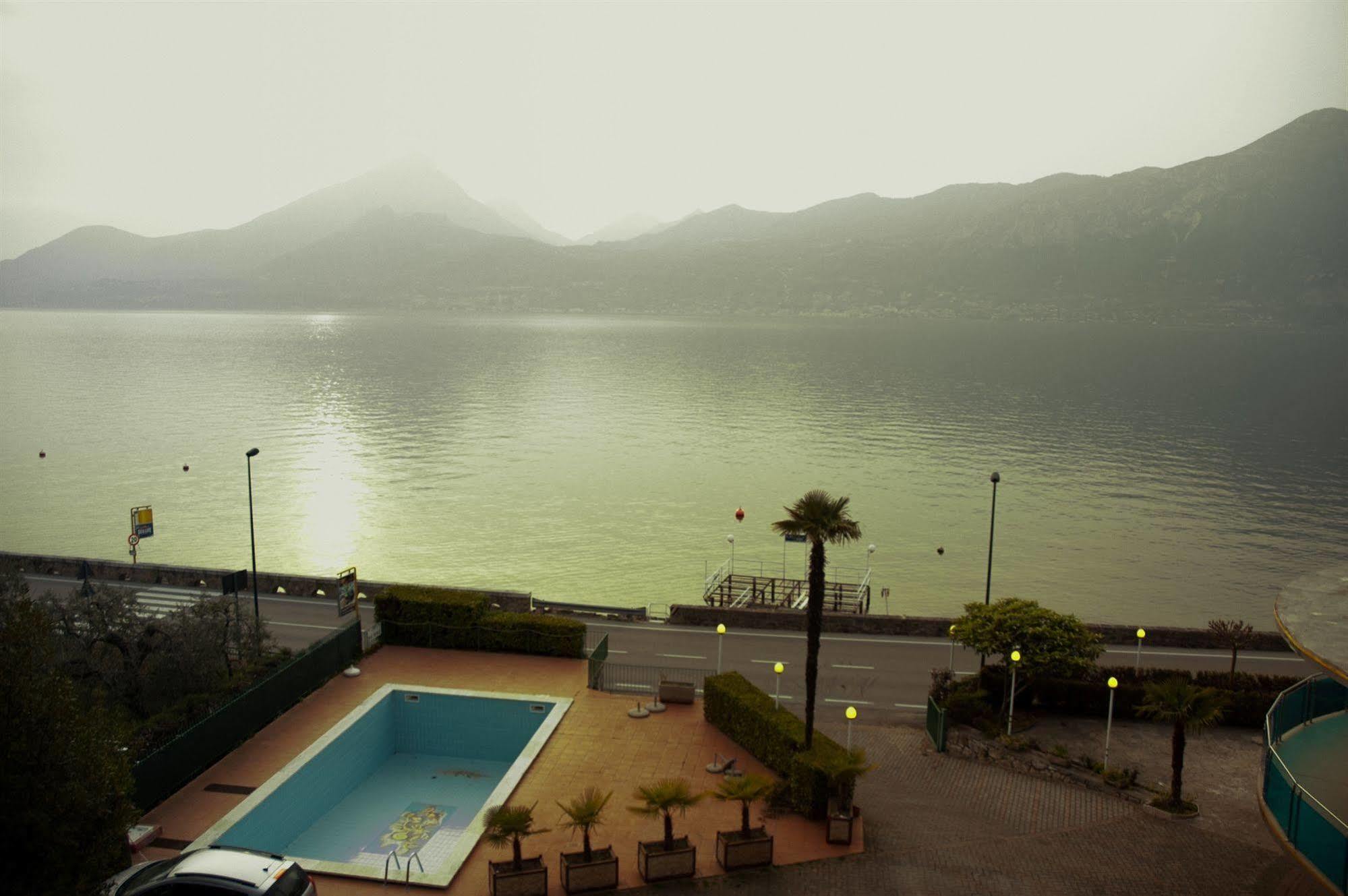 Hotel Caribe - Garda Lake Collection Бренцоне-суль-Гарда Экстерьер фото